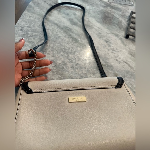 Kate Spade Chain Crossbody - Picture 2 of 5